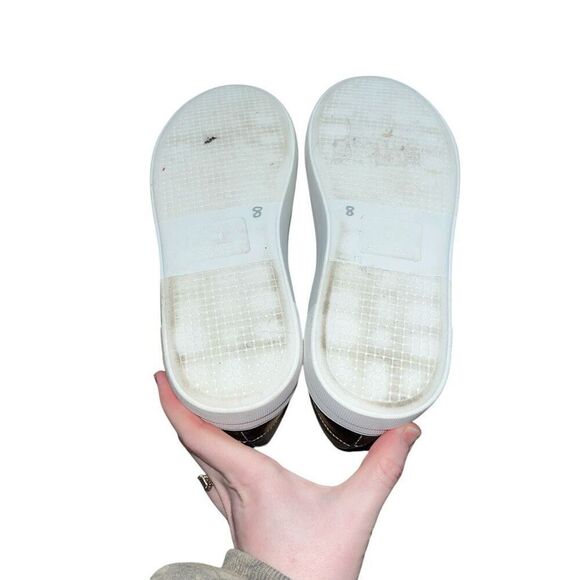 CLEE Gold & Silver Sneaker Size 9 - Picture 4 of 5